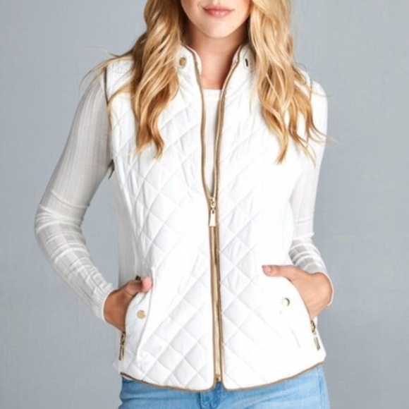 felicias Jackets & Blazers - Ivory White Quilted Puffer Vest